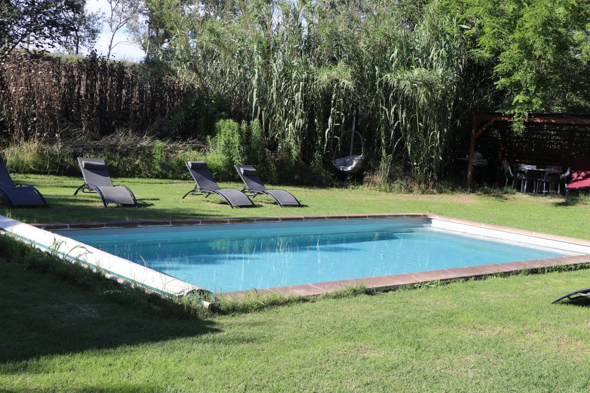 Le Mas Des Cerisiers Jacuzzi Et Sauna Inclus Pour Tous Les Logements Avignon Kültér fotó
